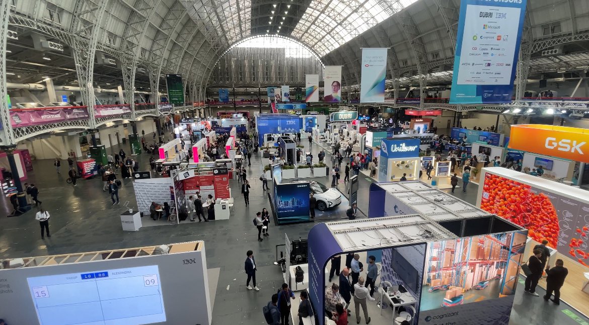 linasjournal's tweet photo. London Tec Week。
ビッグサイトとかメッセでやってる同様のイベントの1/30くらいの規模でした。会場も小さい。ロンドンの規模が名古屋以下っていうのは、本当に真実味がある気がする。 https://t.co/5CxrKLWNkl