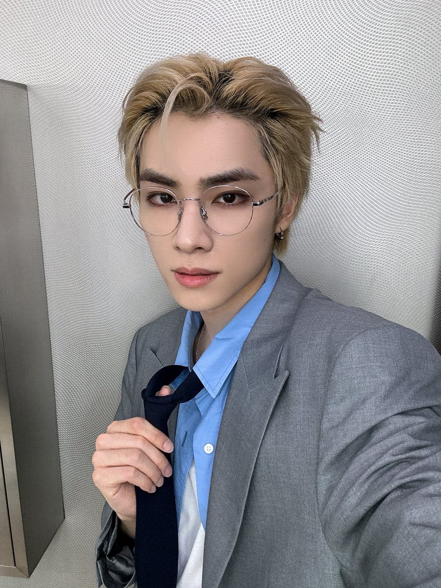 smoldejuns's tweet photo. xiaojun 🫧

'😢'
' the large burden in my heart is finally gone 😭' https://t.co/j21wRGa2NP
