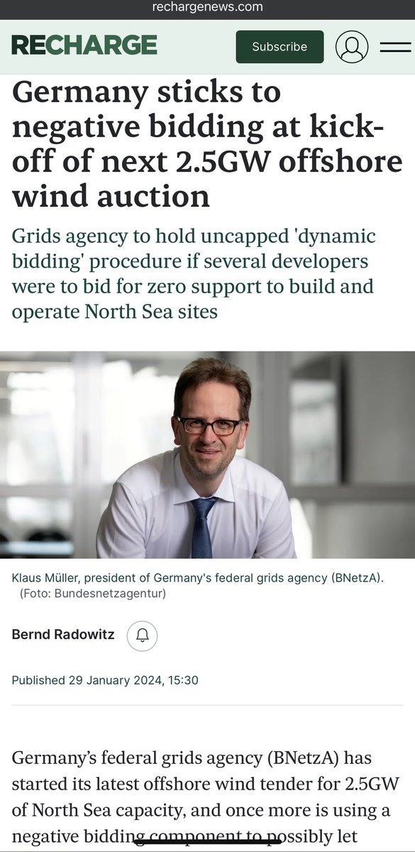 KersevanRoberto's tweet photo. #unGenio
Qui foto dell’amico geniale di habeck, quello che propone il negative bidding (NB) per le concessioni eoliche offshore😂
Dice: “NB si fa per oil&gas, quindi perché non anche per l’eolico?” 🙈
Comincio a capire l’energiemerde🤡
https://t.co/xnhG1fIL7p https://t.co/ljTw2nRvfr