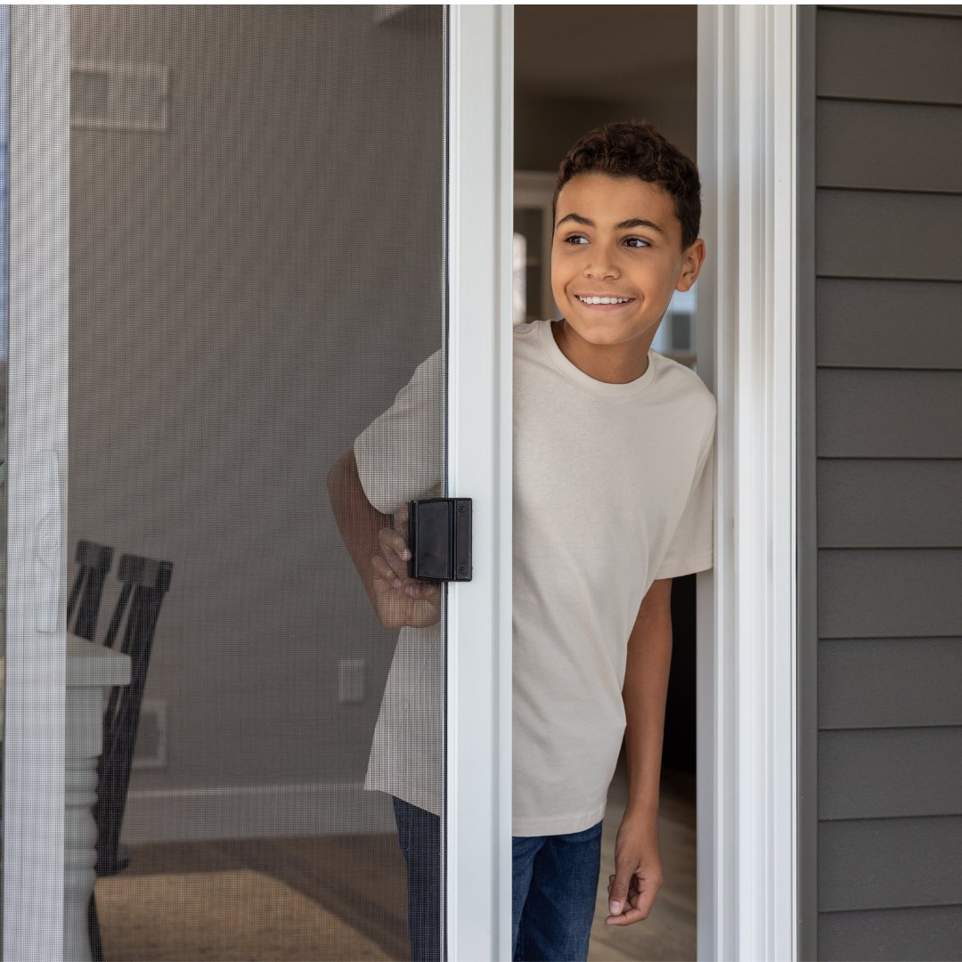 Ritescreenllc's tweet image. Longer days mean more opportunities to maximize the natural light in your home!☀️ BetterVue and UltraVue are ideal insect screens for a brighter, naturally lit home! hubs.ly/Q02Blnky0
#WindowScreen #UltraVue #SummerWeather #NaturalLighting #HomeImprovement #InteriorDesign