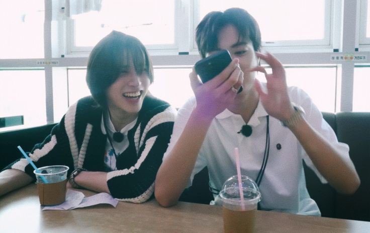 ₁₀ (@hwanplusnine) on Twitter photo 