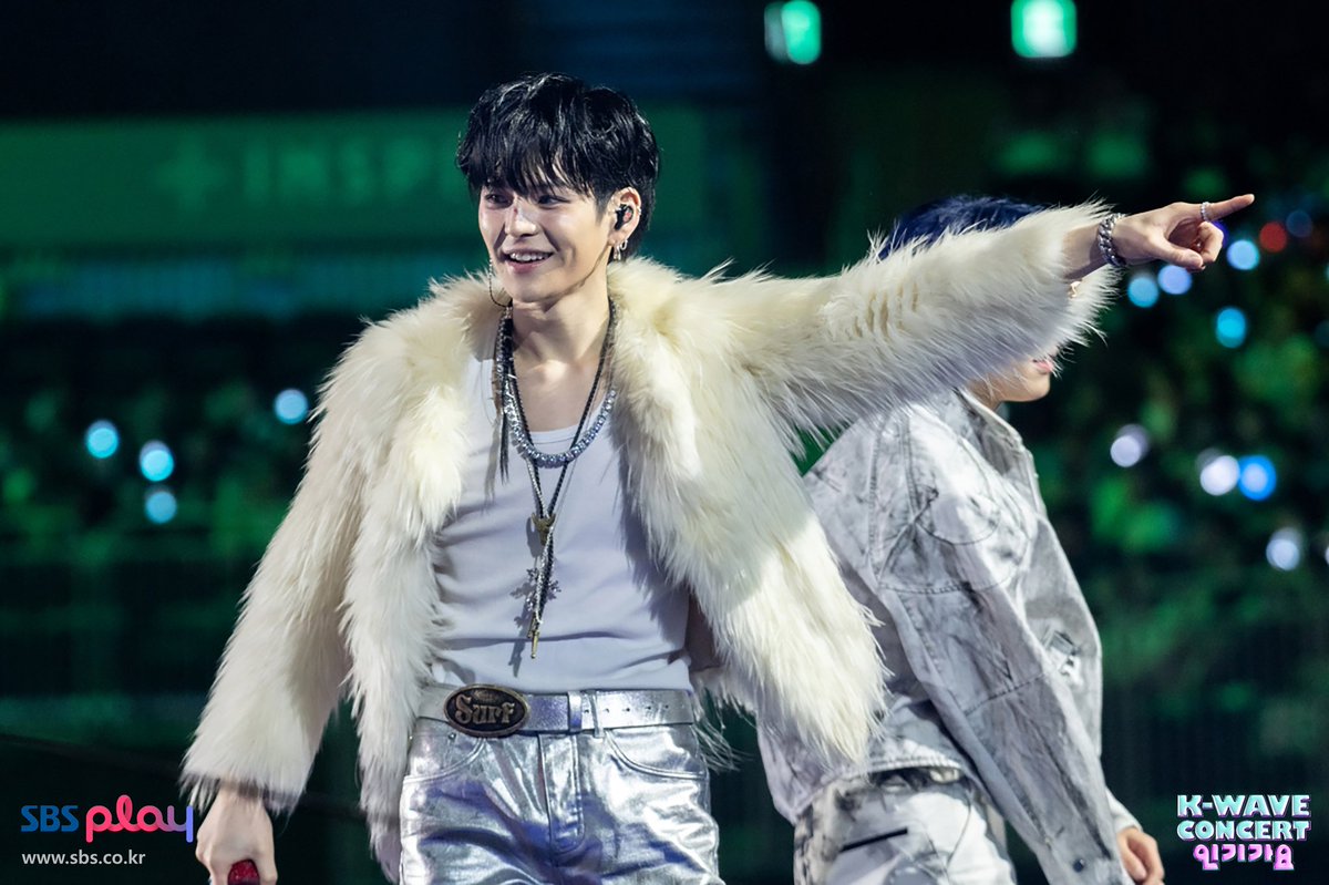 yoshinoriglobal's tweet photo. 📸 Inkigayo K-Wave Concert 

📎 https://t.co/11W7lkEeDW

#요시 #YOSHI #TREASURE #트레저 #트레저요시 @treasuremembers https://t.co/QWyo3KiO7N