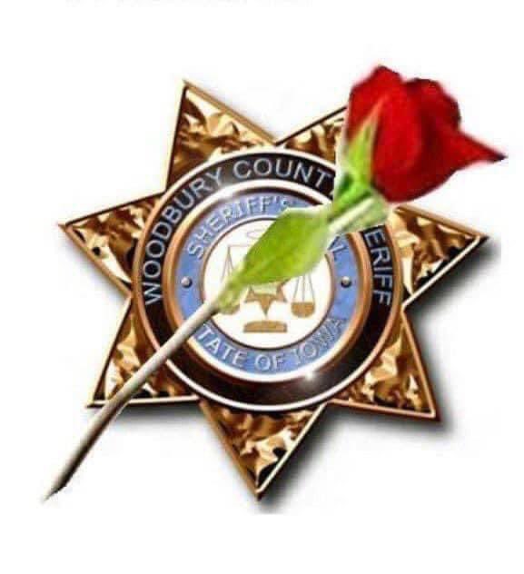 SheriffDaveDrew's tweet photo. On June 11th,1993, Capt. Phil Heimbecker and Cpl Jon Hermann were transporting an inmate from Fort Madison Penitentiary when their plane crashed and tragically took both their lives. God bless their families.🙏 #NeverForget #InValorThereIsHope https://t.co/XnCSY5VlBb
