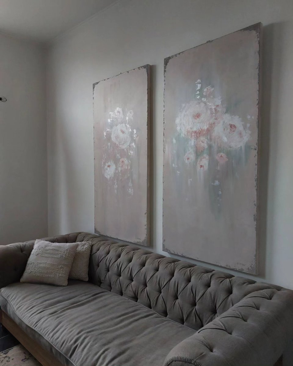 HCAteljee's tweet image. Peonies 
Hand painted duo🎨🖌