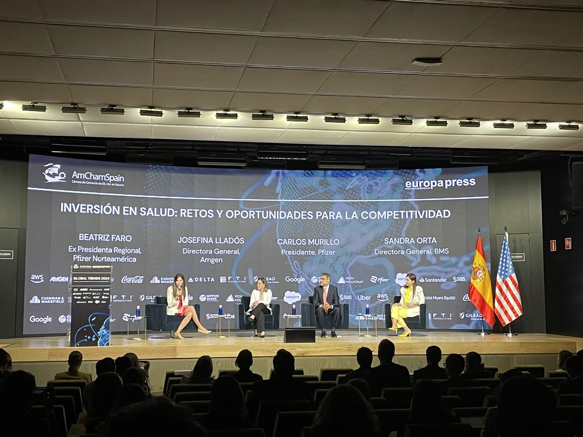 👏👏 Qué bien hacen las cosas <a href="/AmChamSpain/">AmChamSpain</a> y <a href="/europapress/">Europa Press</a>

🌏 Un gusto acompañaros hoy en #GlobalTrends2024 en el Beatriz de #Madrid. Como dice <a href="/mbenjucv/">Maria Benjumea</a>, “llenémoslo todo de mensajes positivos”, porque 🇪🇸 
es un gran país 

#salud #ciberseguridad #inversión #talento