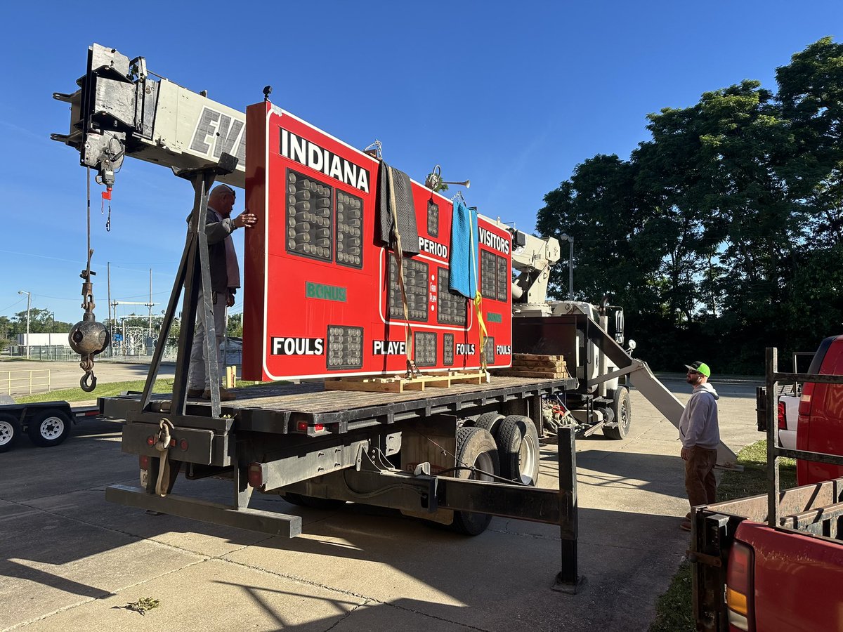 The Upstairs Pub tweet media