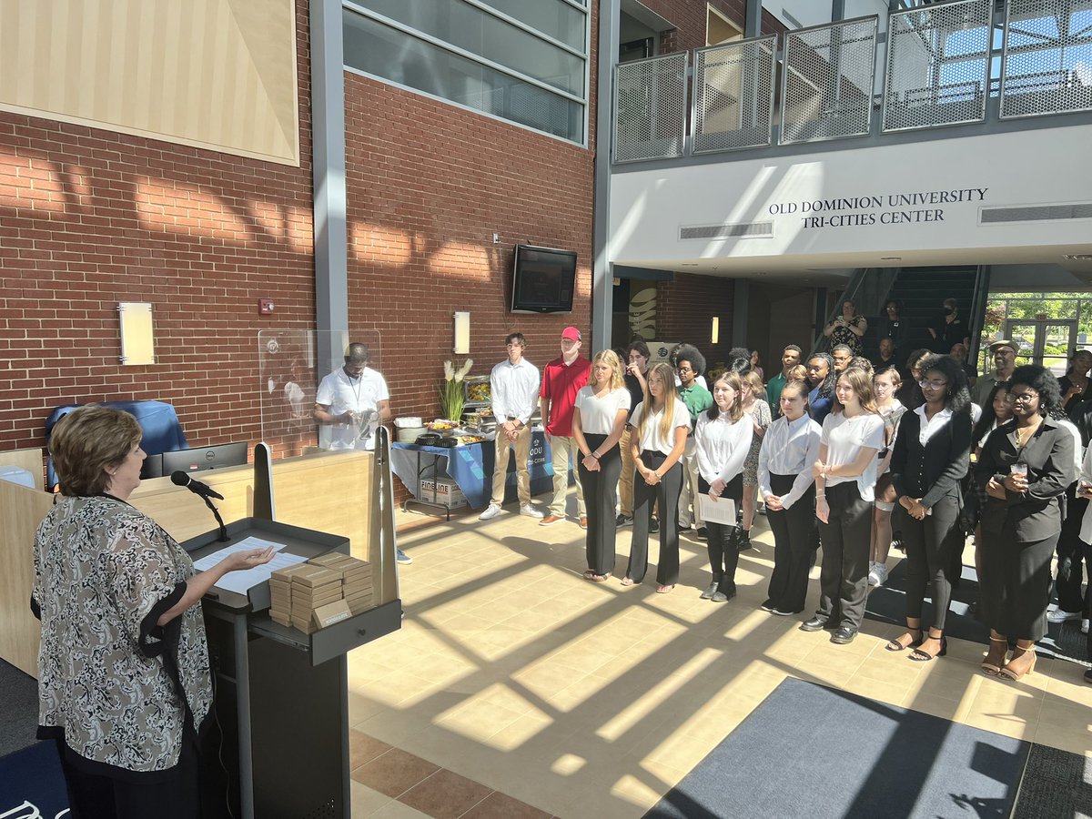 SPS Project Lead The Way &amp; ODU Partnership is getting stronger by the minute. Partners, projects, and people enhancing our capstones and community involvement for Suffolk #CTESPS🔥🔥🔥🔥.