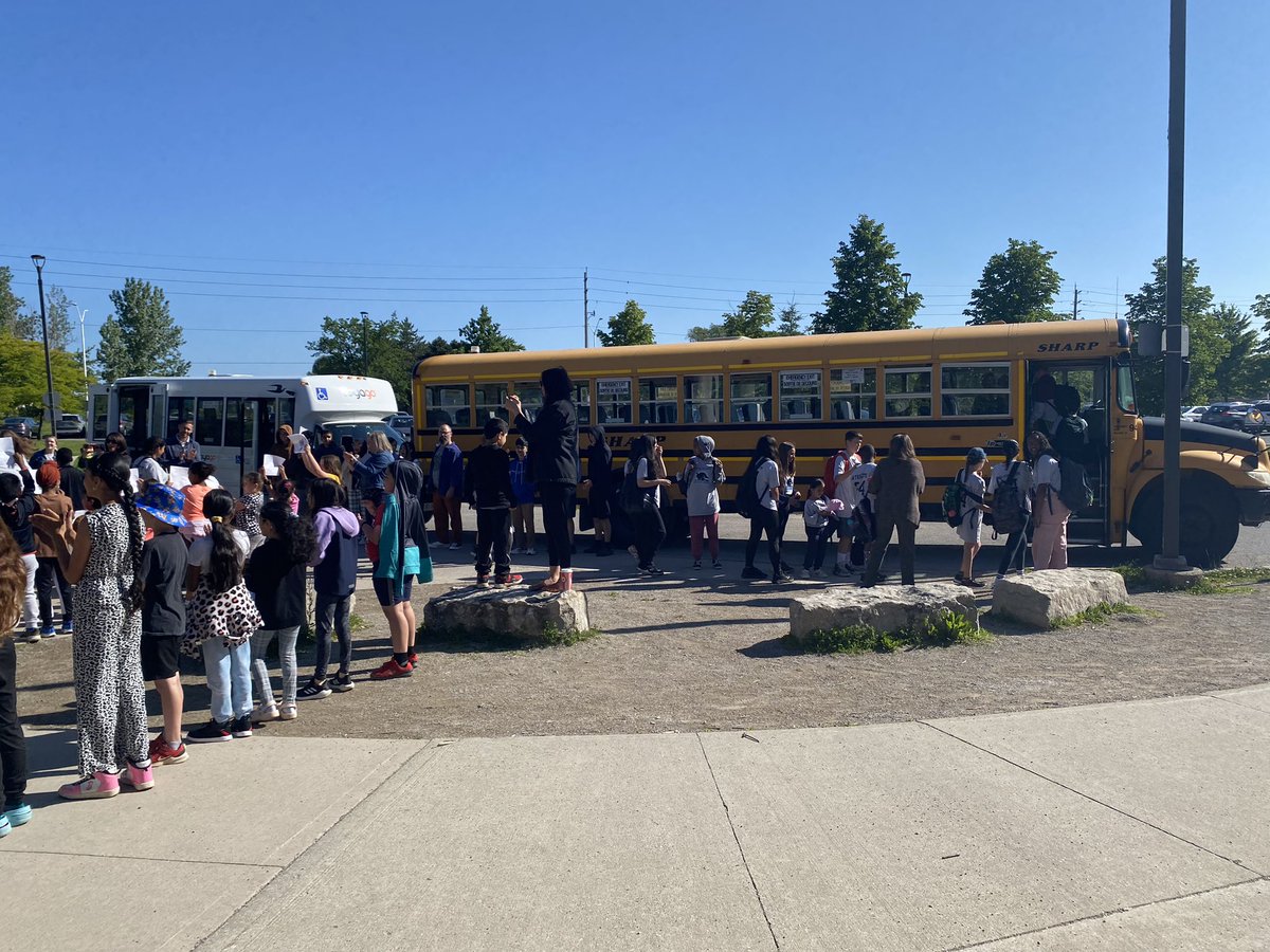 WOorcas's tweet photo. Our team is so excited for Special Olympics today! Our Orcas had an awesome send out! We are so proud of our athletes and peer coaches! #teamworkmakesthedreamwork #orcaproud https://t.co/U45DogSnB0