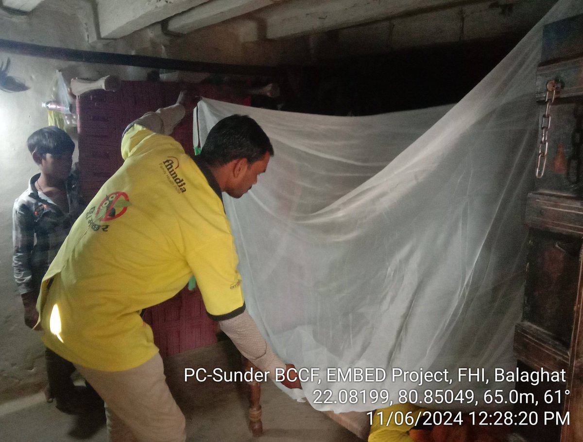 SunderMarkam1's tweet photo. Team #Embed Balaghat is doing follow up of LLIN/Bed nets users as it is the best method to reduce malaria incidence #Embed2EndMalaria #MalariaFreeIndia 
@FamilyhealthIn
 @sksomya
@rajesh_amh @kanchansingh87 https://t.co/e4PqyURr6z