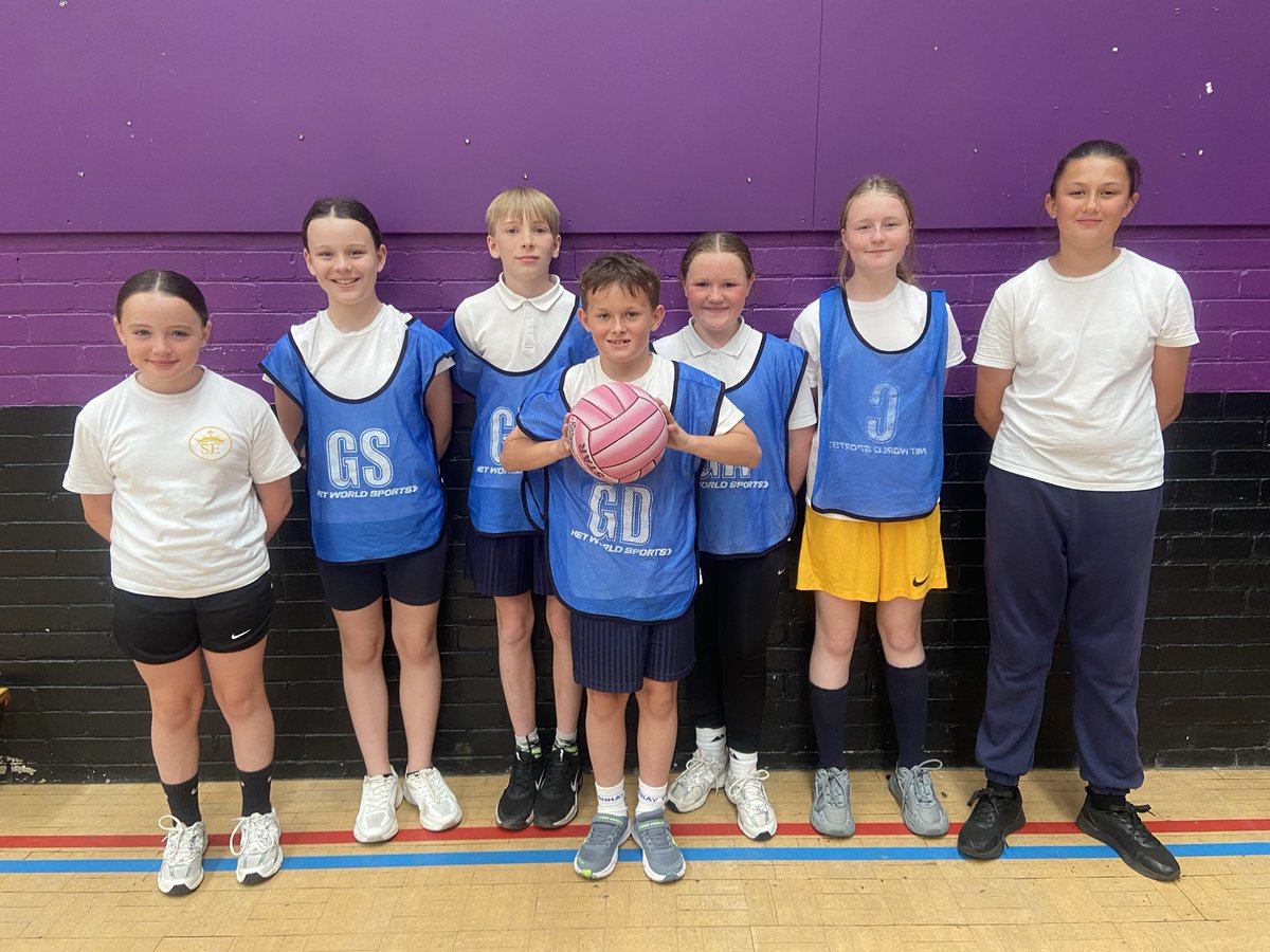 StElizabethsPE's tweet photo. Our Netball team are ready to compete. Good luck. #netballcompetition https://t.co/CdJTlkNm9Z