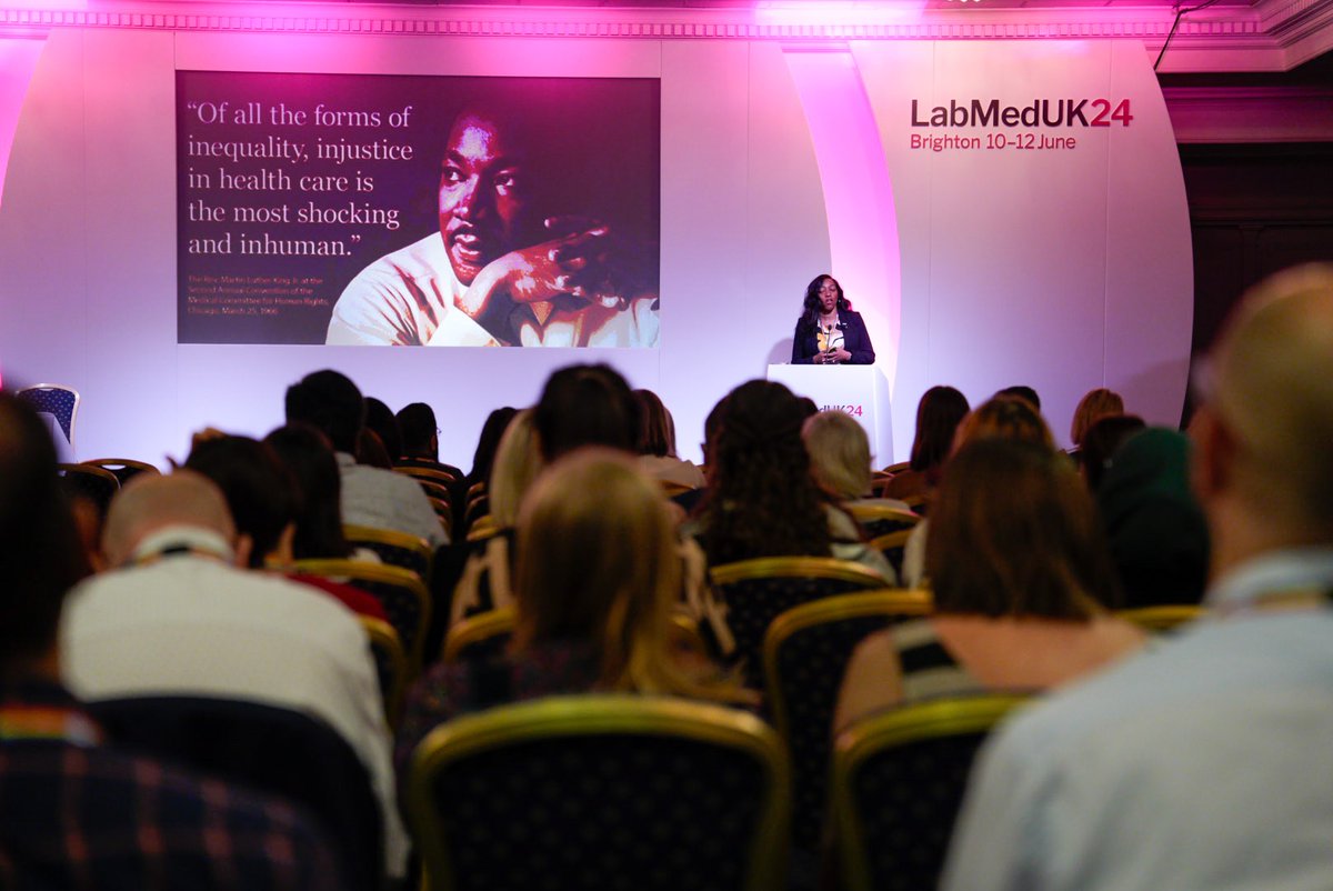 What a way to start a morning!  Our President Katharine Hayden  welcoming attendees to Tuesday's #labmeduk24, followed by Octavia Peck Palmer, Ph.D. giving the Transatlantic award lecture on how we can use the power of diagnostics to identify can eliminate health disparities.