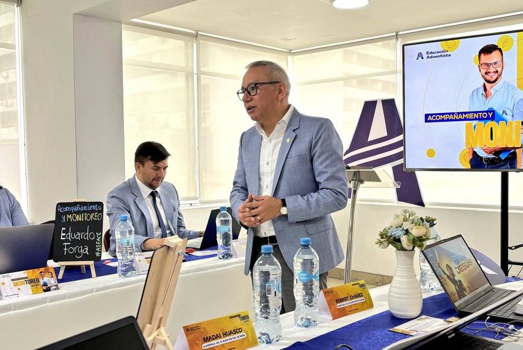 🔰 Acompañamiento  y Monitoreo Administrativo #UPN #ASEACE
🙏🏼“Ustedes están seguros cuando Jesús está en la barca” fue el mensaje esta mañana 💬 del Mg. <a href="/EdgardoMuguerza/">Edgardo Muguerza</a> - Departamental de <a href="/EducacionUPN/">Educación Adventista - Perú Norte</a> 🤗
#Aseace #EducaciónAdventista #APCE