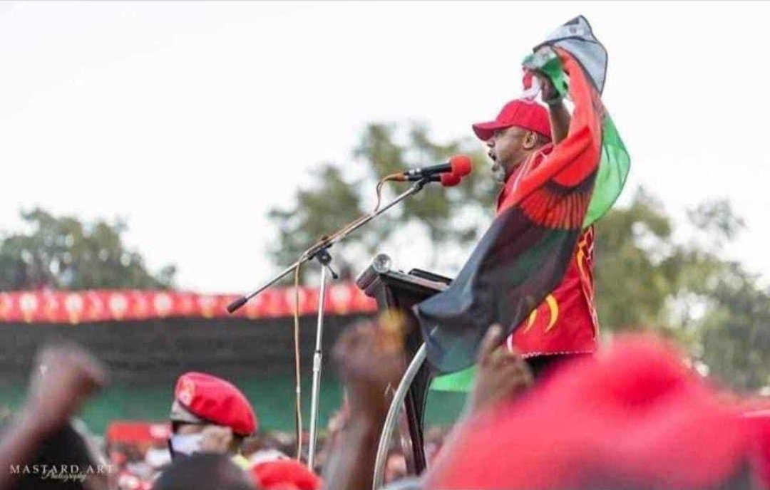 The most beautiful caption of the great son of the soil.  What a man. Our heart breeds 💔 The most loved politician I know, what a legend. Your story lives on. Your great story will be retold to generations and generations. Rest in power Sir!