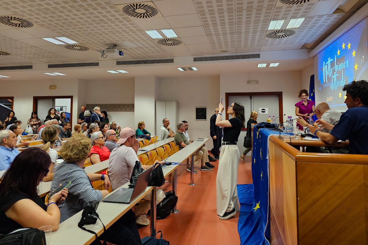 KinoaStudio_'s tweet photo. 🌐Orgogliosi di aver portato a termine la “Notte Bianca Elettorale” al Polo di Novoli!
📹 Il nostro team ha curato la comunicazione, la copertura in tempo reale e l'organizzazione generale, e vedere questo progetto ricevere tutto questo successo è stato davvero gratificante! https://t.co/QaoZYAUeHE