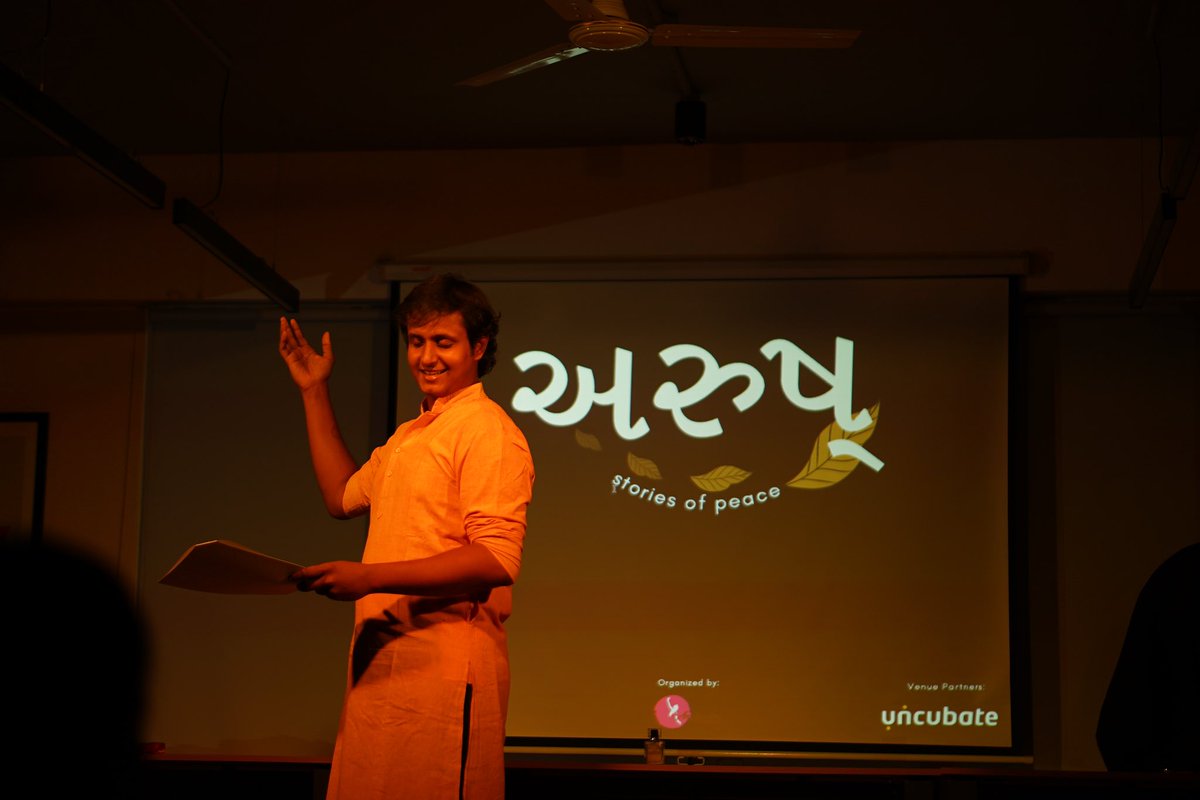 uncubate's tweet photo. Last Saturday, June 8th, we, at Uncubate, hosted an unforgettable storytelling event, Arush, with the incredible Harsh Dharaiya.

#Storytelling #ArtOfStorytelling #EmotionalJourney #KeepingArtAlive #CommunityEvents #Uncubate #Cowork #Coworking #Coworker #Coworkingspace https://t.co/3wv3NkMfCq