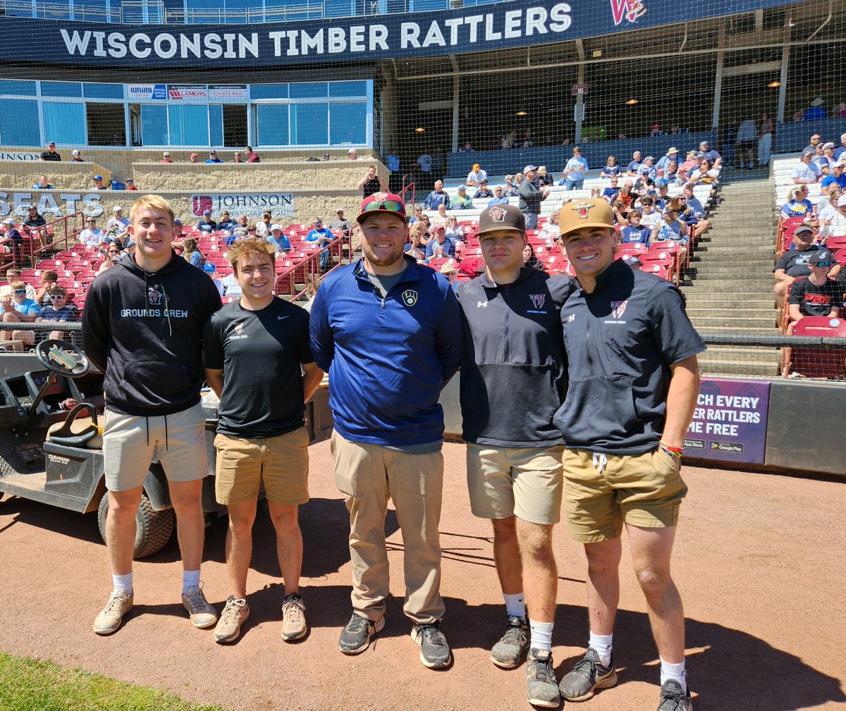 wiaawistate's tweet photo. Shoutout to the OUTSTANDING @TimberRattlers grounds crew at Fox Cities Stadium! They've done a great job keeping the State Baseball tournament looking good and games on time! ⚾️ #wiaabase https://t.co/ClH2I5mmwz