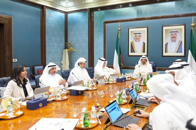 مجلس الوزراء: تعطيل العمل بجميع الوزارات والجهات الحكومية بمناسبة #عيد_الأضحى_المبارك اعتبارًا من الأحد المقبل 

- على أن يستأنف الدوام يوم الأربعاء 19 يونيو 2024