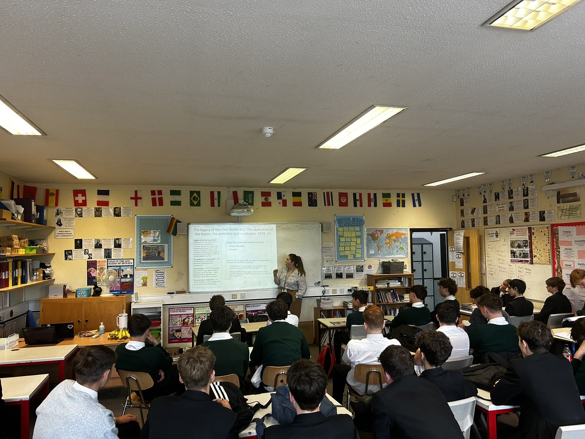 And it’s a wrap - the History 2024 exam series is done - 6 exams, online and after school revision sessions and now our final last minute cram. These boys have been so dedicated!!