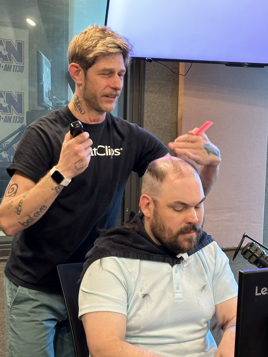 MarneyGellner's tweet photo. Just a casual #Tuesdaytrim for @MeatSauce1 thanks to Aaron from @GreatClips 💇🏻‍♂️ @PowerTripKFAN https://t.co/2P3EiEq5xw
