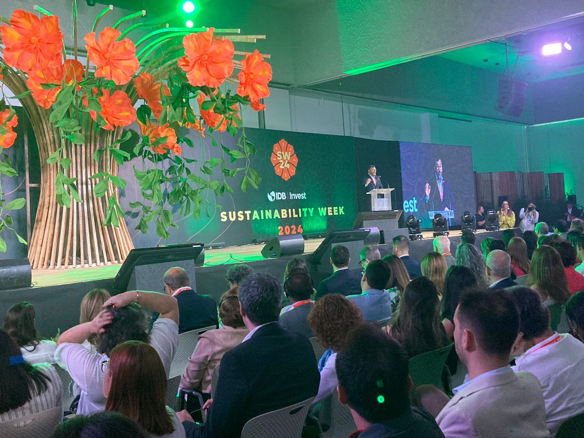 Mesadefinanzas's tweet photo. #HOY desde Manaus #Brasil
Estamos participando de la semana de la sostenibilidad del @BIDInvest
#SW24 del 11 al 13 de junio.
Este importante evento, que reúne a los sectores que participan de la dinámica financiera sostenible de la región, desarrollará como tema principal https://t.co/fKStthuK2k