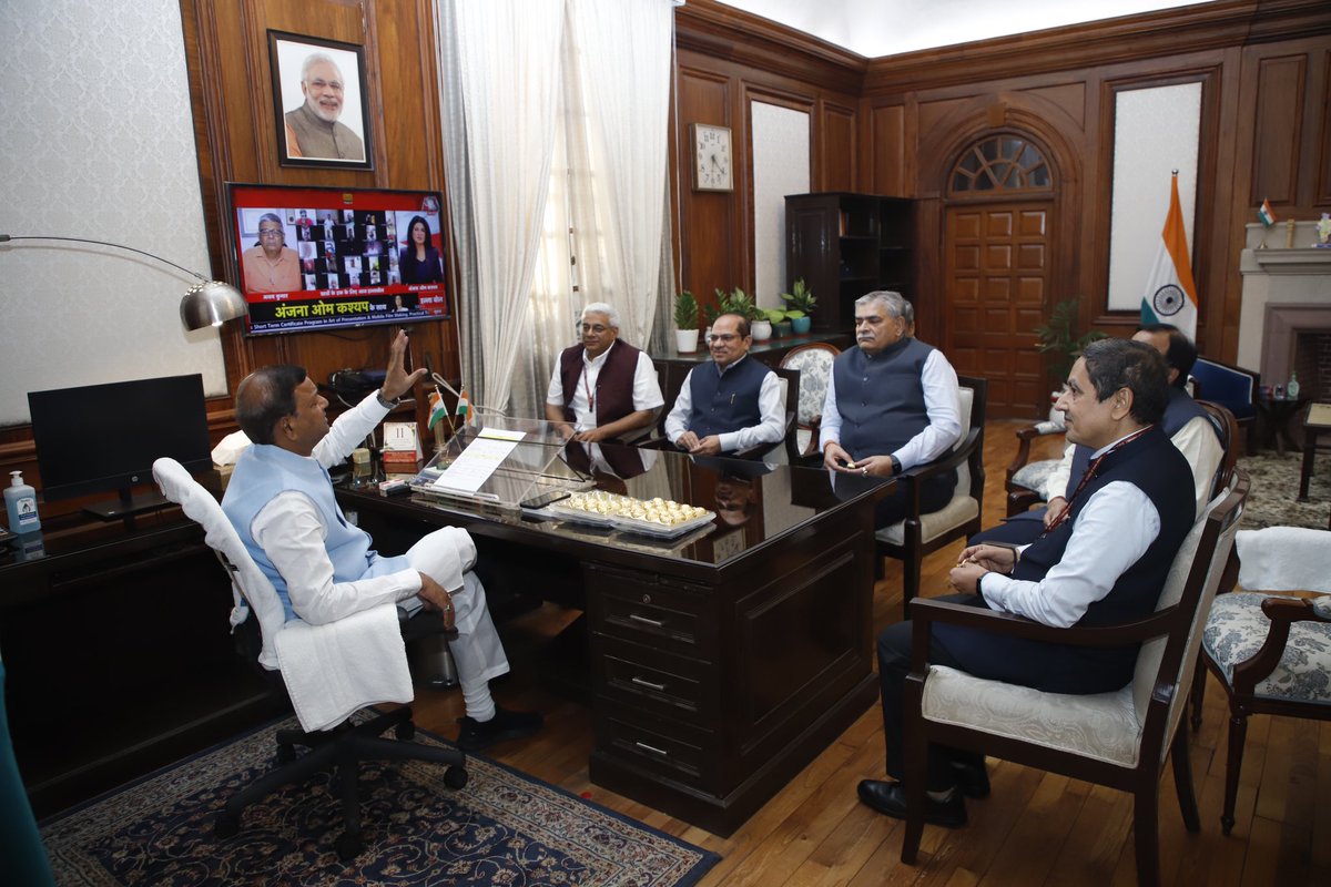Chairman, Central Board of Indirect Taxes and Customs (CBIC) Sh. Sanjay Kumar Agarwal along with other  Members of the Board, greeted Hon’ble MoS Finance,  Sh.Pankaj Chaudhary on his assuming office as Minister of State in the Ministry of Finance.