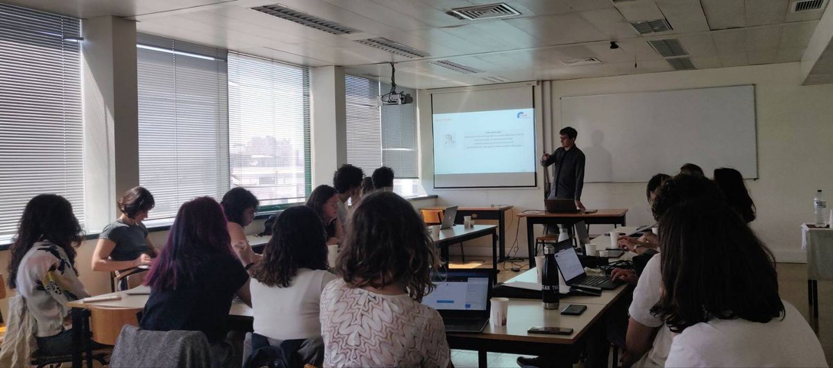 LaSEEB (@laseeb_isr) on Twitter photo Day 1 from the Lisbon-Geneva workshop on #EEG-#fMRI #Neurofeedback hosted at LaSEEB and co-organized by <a href="/patricia_mpfig/">Patrícia Figueiredo</a> from <a href="/DBioengineering/">Dep_Bioengineering@Tecnico</a>/<a href="/ISR_Lisboa/">Institute for Systems and Robotics</a> and Patrik Vuilleumier from <a href="/CISA_UNIGE/">CISA_UNIGE</a> Day 1 from the Lisbon-Geneva workshop on #EEG-#fMRI #Neurofeedback hosted at LaSEEB and co-organized by <a href="/patricia_mpfig/">Patrícia Figueiredo</a> from <a href="/DBioengineering/">Dep_Bioengineering@Tecnico</a>/<a href="/ISR_Lisboa/">Institute for Systems and Robotics</a> and Patrik Vuilleumier from <a href="/CISA_UNIGE/">CISA_UNIGE</a>