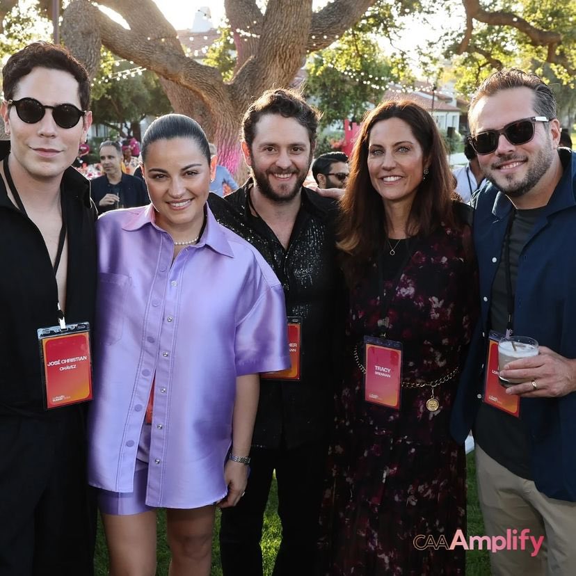 qgperronito's tweet photo. Maite, Christian e Christopher no evento “CAA Amplify Summit 2024” em Ojai, Califórnia 🇺🇸 https://t.co/D28bBBYaN7