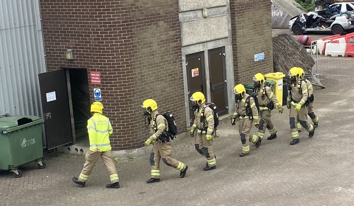 Hampshire & Isle of Wight Fire & Rescue Service (@hantsiow_fire) on Twitter photo 🧑🚒 Our recent group of on-call firefighter recruits attended <a href="/HIWFRS_LandD/">HIWFRS Learning & Development</a> for their latest training module last week.
Do you think you could step into a new role to help your community?
Check out our on-call opportunities near you 👉 bit.ly/HIWFRSCareer
#OnCallFire 🧑🚒 Our recent group of on-call firefighter recruits attended <a href="/HIWFRS_LandD/">HIWFRS Learning & Development</a> for their latest training module last week.
Do you think you could step into a new role to help your community?
Check out our on-call opportunities near you 👉 bit.ly/HIWFRSCareer
#OnCallFire