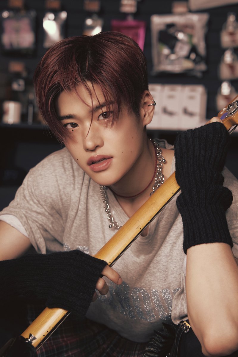 RIIZE_official's tweet image. WHERE IS THAT BASS? #1

RIIZE 라이즈 【RIIZING - The 1st Mini Album】
➫ 2024.06.17 6PM (KST)

#RIIZE #라이즈
#SOHEE #소희
#RISEandREALIZE
#BoomBoomBass #RIIZE_BoomBoomBass
#RIIZING