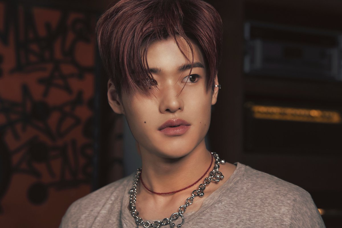 RIIZE_official's tweet image. WHERE IS THAT BASS? #1

RIIZE 라이즈 【RIIZING - The 1st Mini Album】
➫ 2024.06.17 6PM (KST)

#RIIZE #라이즈
#SOHEE #소희
#RISEandREALIZE
#BoomBoomBass #RIIZE_BoomBoomBass
#RIIZING