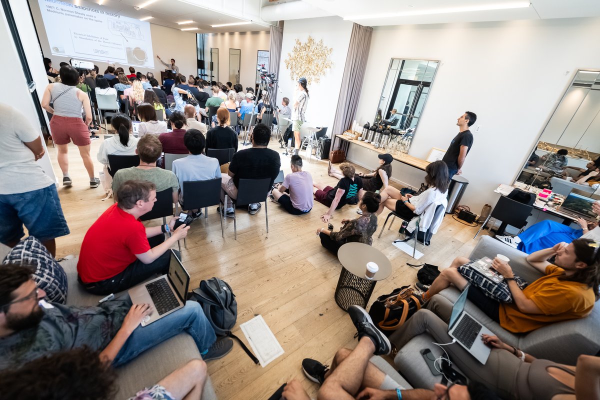 JoinEdgeCity's tweet photo. Day 1 of LabWeek โ๏ธ
Featuring deep dives into various aspects of neurotech, from past to present to future, as well as the practice of Field Building, to set the context for the exploration of these novel tech fields.
@protocollabs @foresightinst #labweekfb https://t.co/7ud27gcRlW