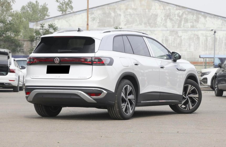 telotraigopy's tweet photo. 100% Electrico  🔋 

Volkswagen ID.6 CROZZ 2023 0km 🏅 

🔋  601 Km de Autonomía
🔋  Carga ultrarrapida 
🔋  Llantas de aleacion 
🔋  Pantalla multimedia 

📌  Costo: a partir de USD 48.500 

#TELOTRAIGOPY https://t.co/kqLfSFDh6S
