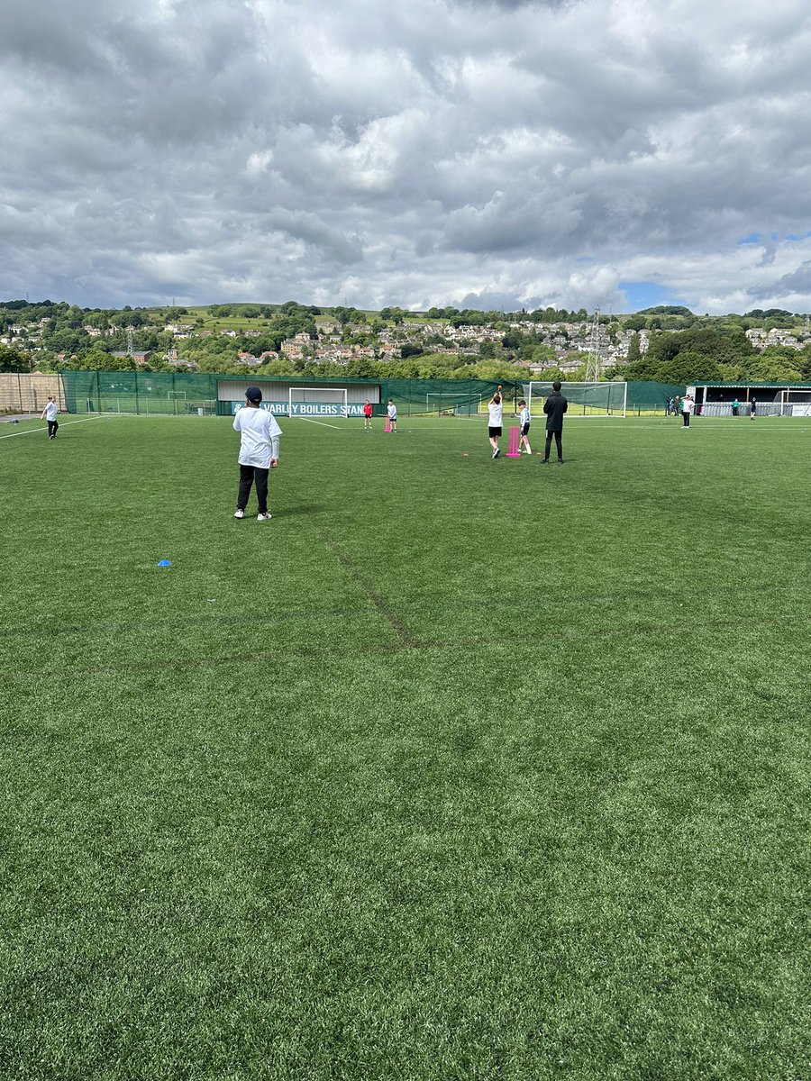 Great day of cricket yesterday, top off with an excellent game in the final of Baildon Vs Wycliffe. Baildon with a some excellent
Shots in the last few bowls seen them
Come out as winners and qualify for the West Yorkshire event. 👏🏼🏏<a href="/BfdSchoolGames/">Bradford School Games</a>