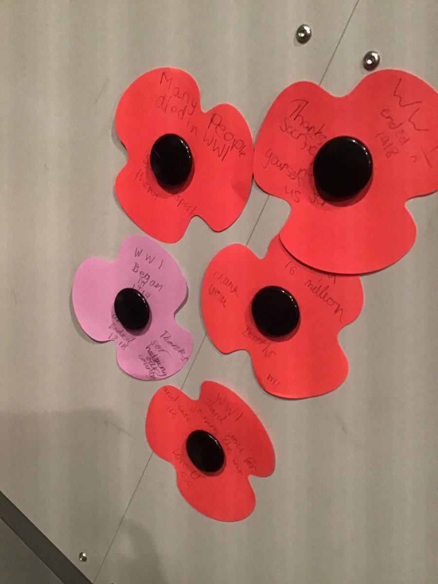 PelhamYear5's tweet photo. Year 5 had a brilliant time at the National army museum today. We looked at WWI propaganda and explored the British army throughout time! https://t.co/jVaduohGMT