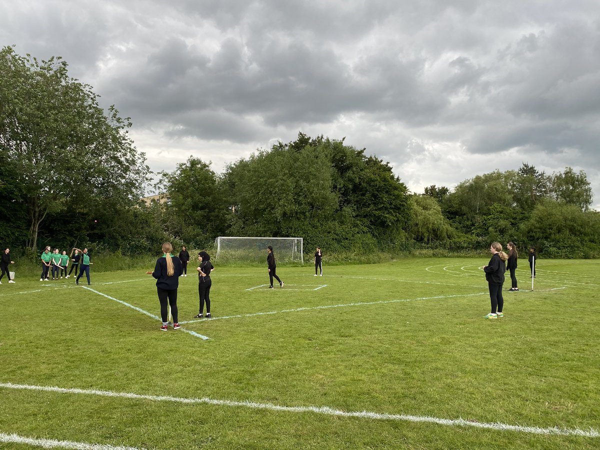 InspireTogeth3r's tweet photo. It’s the first fixture for the West Leicester City Y7 Rounders ⚾️ @SJNCCSchool @CastleMeadAcad @BeaumontLeysSch @NCLPE @BabingtonPE https://t.co/75ilfd6Cs3