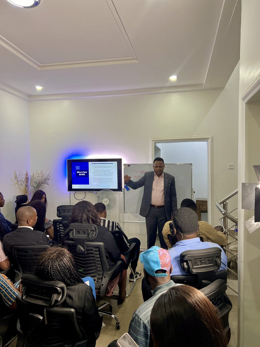 assamconnect_'s tweet photo. Huge shoutout to the awesome team at @12thcityrealestate. We delivered a 3-day workshop on sales mastery, digital marketing &amp; customer service. Stay tuned for Day 2 highlights! 

#DigitalMarketing #HappyNewWeek #DolceGabbana #SuperEagles #Apple 
#Delta #Finidi https://t.co/9FE2GINZlm