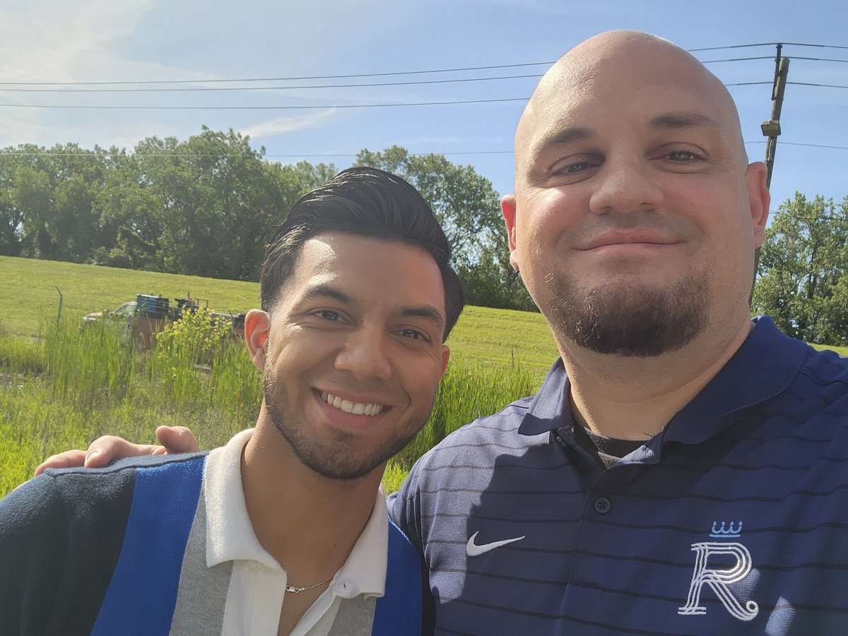 jhwkcmo's tweet photo. Hanging out in #HarlemKC with @marlonmartv talking about the #ClayCountyRiverfrontRevival.
@RockhillStrat @WesKCMO https://t.co/FMWE7DknUw