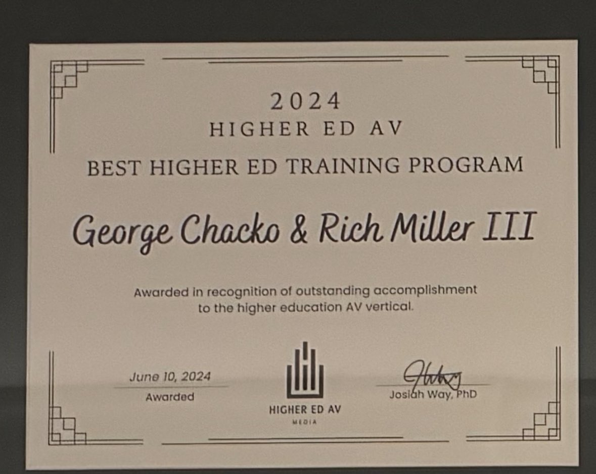 BaldAVGuy tweet media