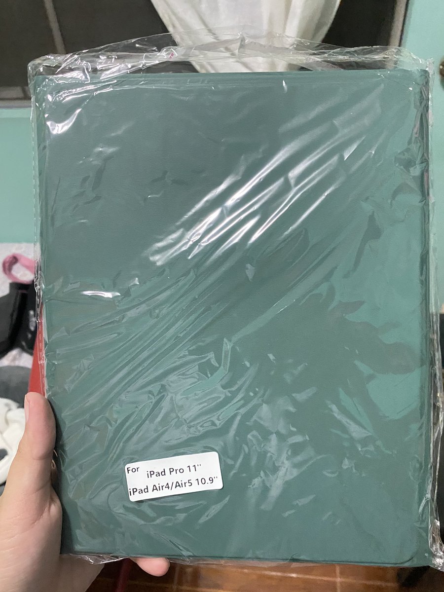 imchingu_'s tweet image. I&apos;m selling ipad pro 11 CASING with bluetooth keyboard. Opened it for verification + never been used. 
Rfs: Maling unit ng case ang nabili

#wtsph 
#forsaleph 
#bilhinniyona