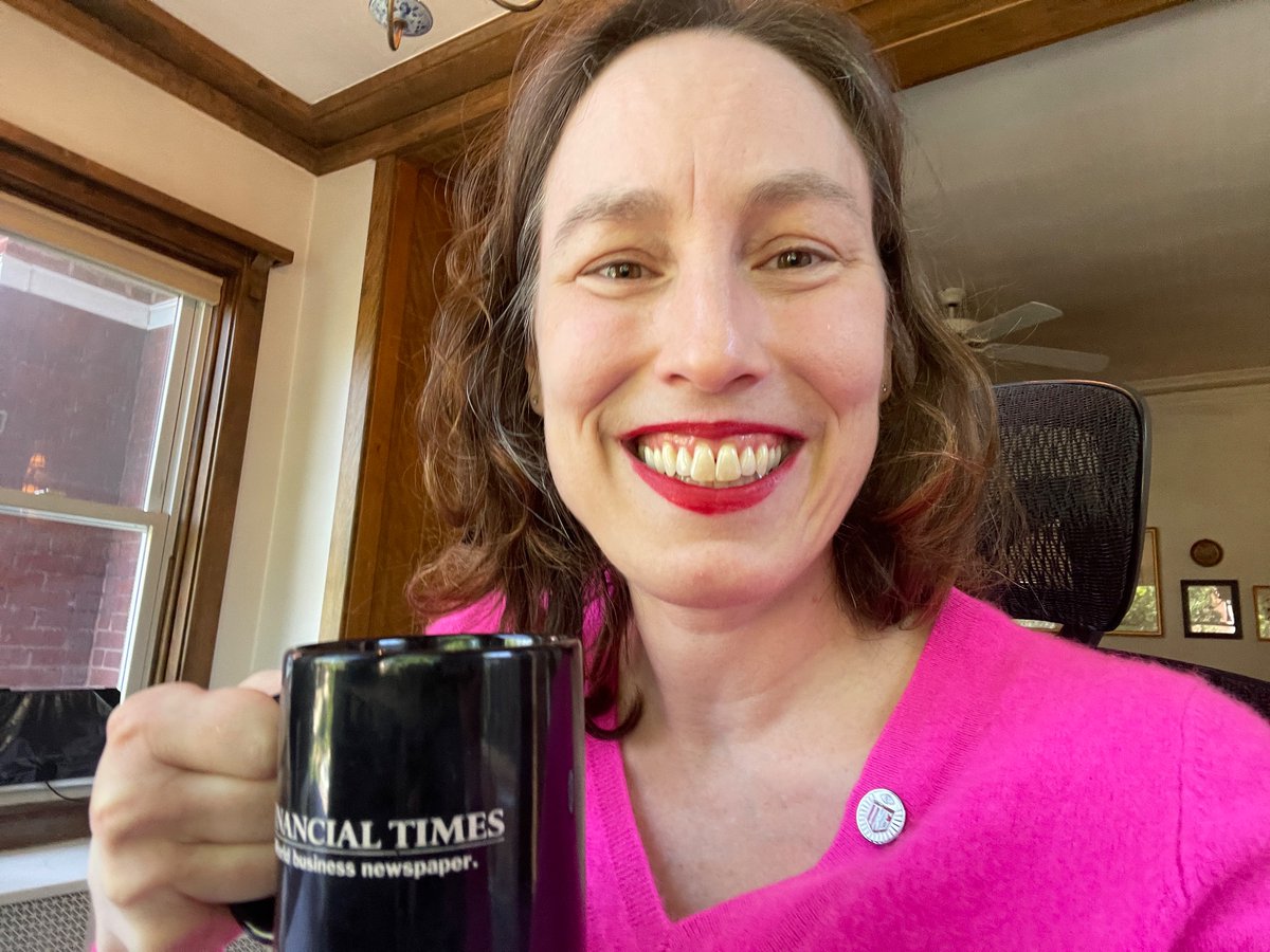 Claire Bushey tweet media