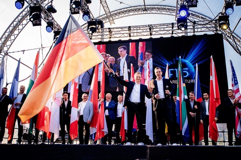 im_mining's tweet image. Drive technology specialist Flender has celebrated its 125th-year anniversary by, it says, reflecting on milestones as well as looking towards the future with solutions such as its AIQ digital gearbox intelligence platform | tinyurl.com/2x53ekhx #Flender #drivetechnology