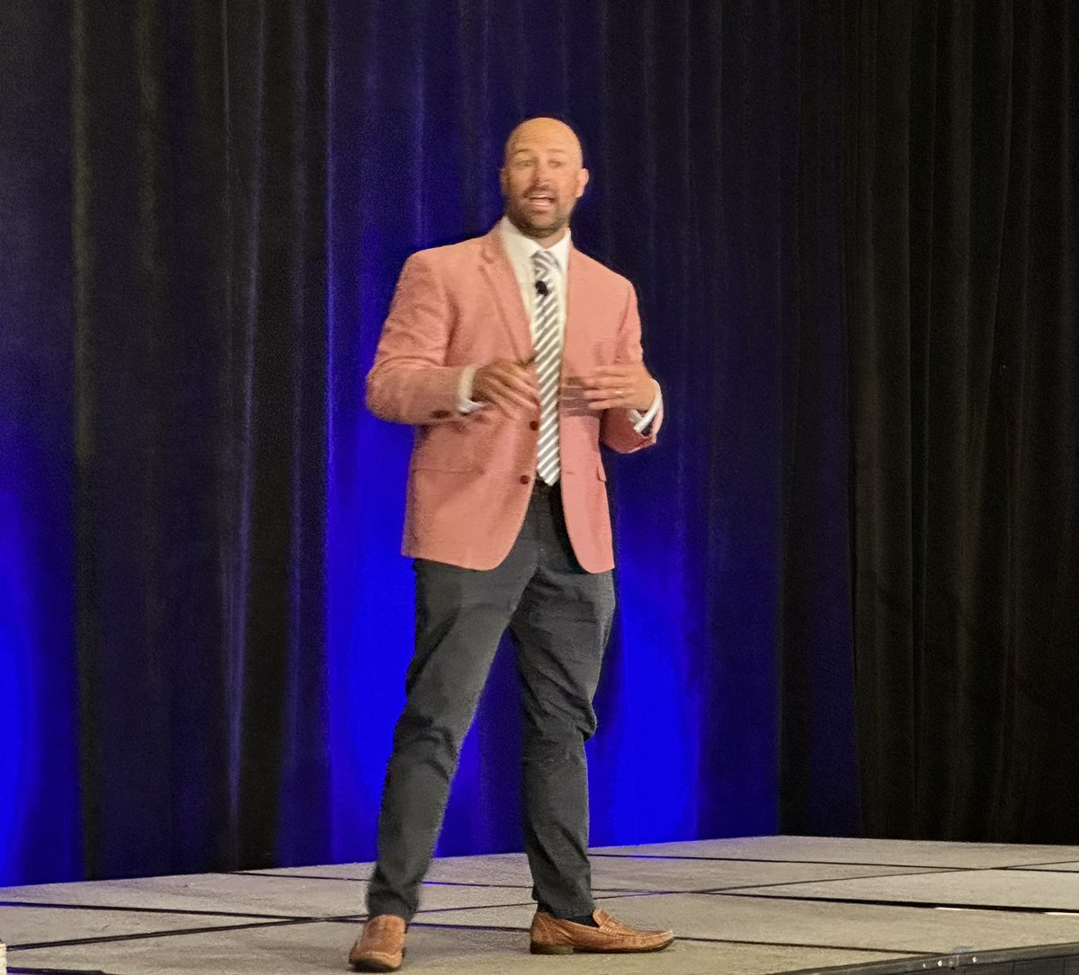 Jill Siler (@jillmsiler) on Twitter photo The most incredible tag-team ever - from <a href="/gcouros/">George Couros</a> to <a href="/ajjuliani/">AJ Juliani</a>… And we have them BOTH on this #txedFest stage! We are on the hinge of history - a technological advance that changes the trajectory of the world. How will we lead kids + teachers in a world of AI? #InspiringLeaders The most incredible tag-team ever - from <a href="/gcouros/">George Couros</a> to <a href="/ajjuliani/">AJ Juliani</a>… And we have them BOTH on this #txedFest stage! We are on the hinge of history - a technological advance that changes the trajectory of the world. How will we lead kids + teachers in a world of AI? #InspiringLeaders