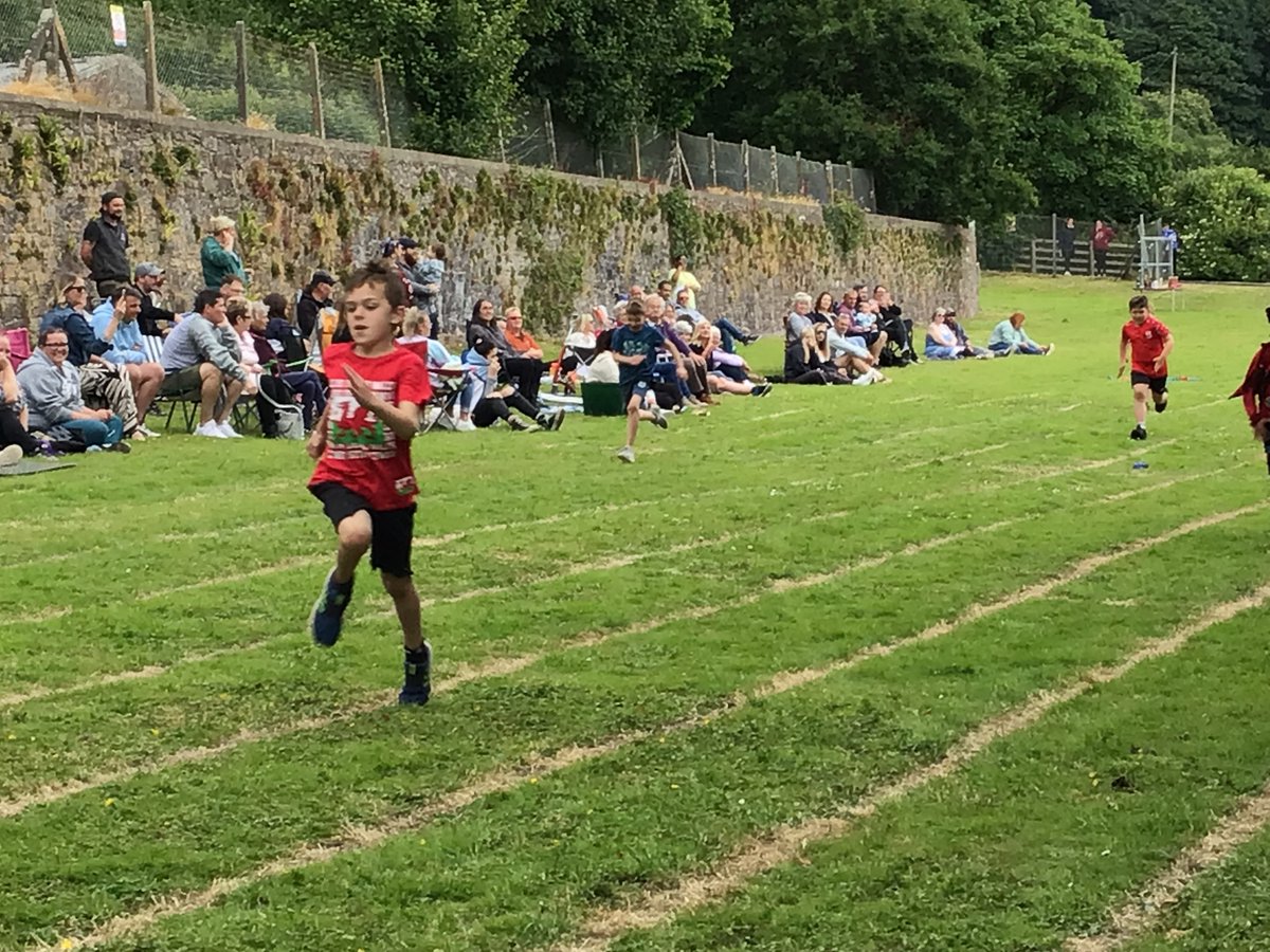 SchoolLlanmiloe's tweet photo. A fabulous sports day 2024! The weather was on our side and children did a fantastic job. Thank you to everyone especially the PTFA https://t.co/SYzHNzBu4j