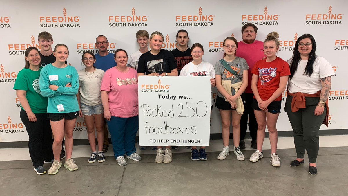 Shoutout to the youth group Urban Plunge! They volunteered with us and packed an incredible 250 food boxes for our neighbors facing hunger. Their energy and dedication are inspiring! Together, we’re making a difference in the fight against hunger. #FeedingSouthDakota #Volunteer