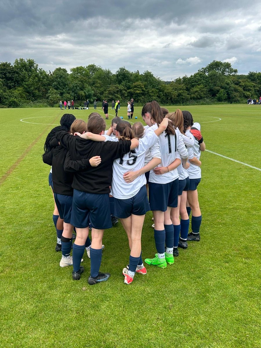 Stratford upon Avon School tweet media