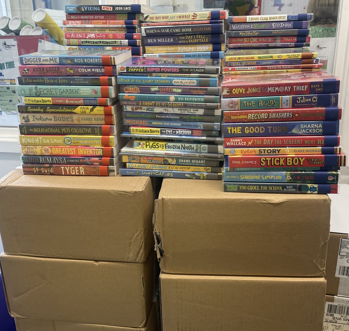 Lots of new books arriving, all ordered with the children’s sponsorship money from our colour run. We can’t wait to get started with our new reading programme! #readingforenjoyment 📚💜💛💚💙