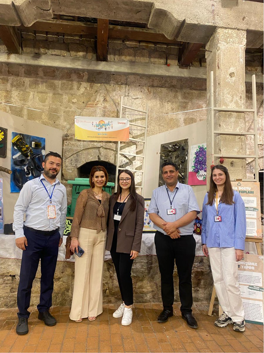 BeycilerM's tweet photo. ''İstanbul Harezmi Eğitim Modeli Yıl Sonu Şenlikleri''
https://t.co/pvrdE1Di8Z https://t.co/xGrmXeLozw