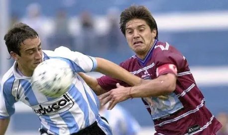 🔵⚪ Las camisetas Borravino de Godoy Cruz.
.
.
#godoycruz