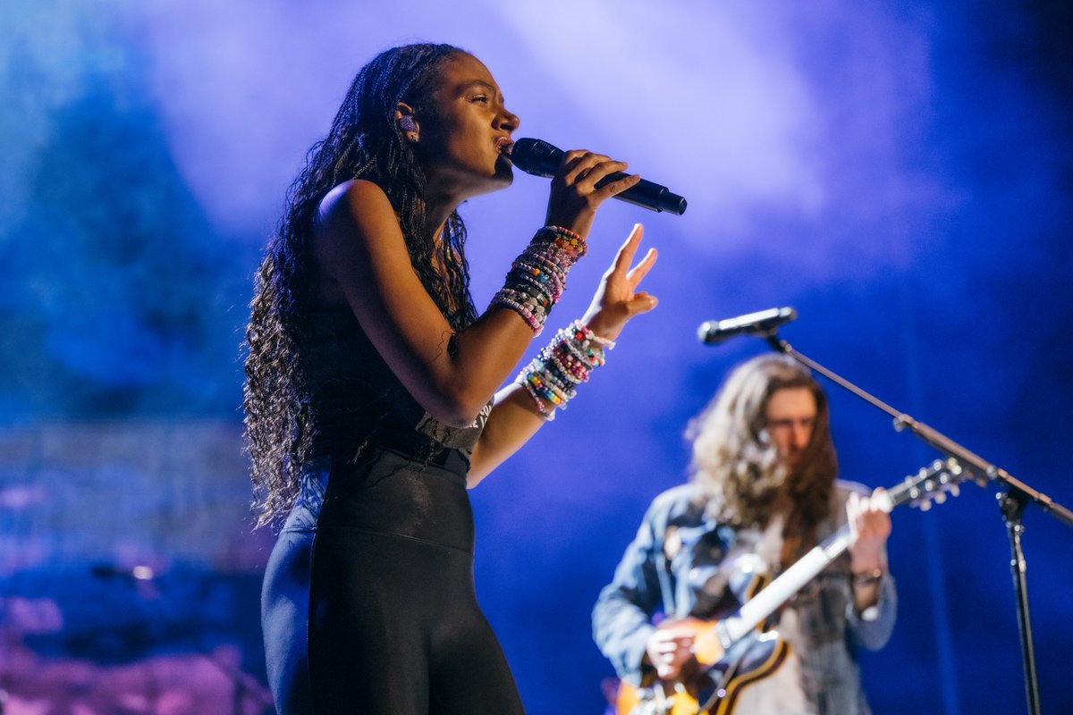 Hozier tweet media