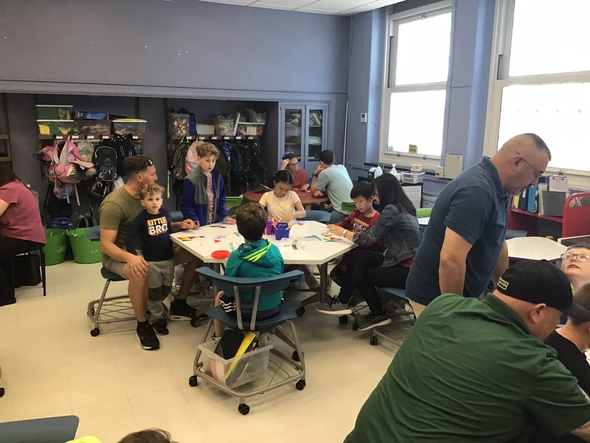 Maureenbodson's tweet photo. Parent visitation for the Celebration of Learning was great. Parents and students created objects using Tangrams @Jackson_Ave https://t.co/e8muCTfSYX